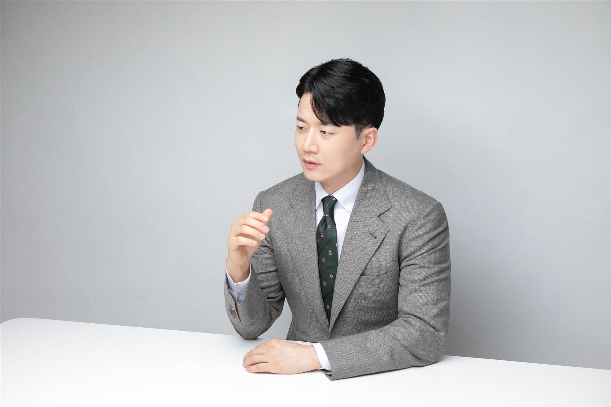 상담 중인 법률사무소 남 남성태 대표변호사